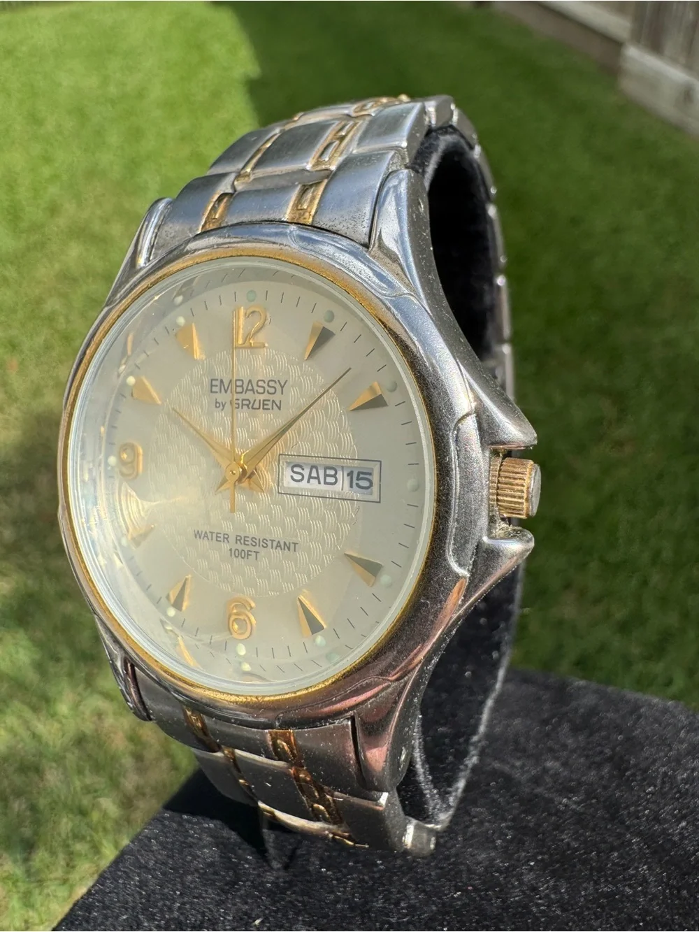Gruen Embassy Men’s Quartz Day-Date Two-Tone Original Bracelet Cream Dial 40mm